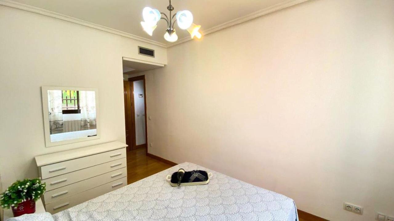 Antonio Lopez 217 Apartment Madrid Luaran gambar