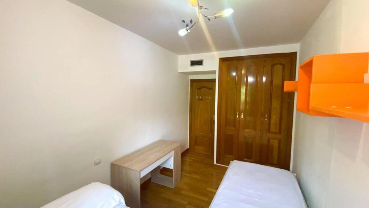 Antonio Lopez 217 Apartment Madrid Luaran gambar